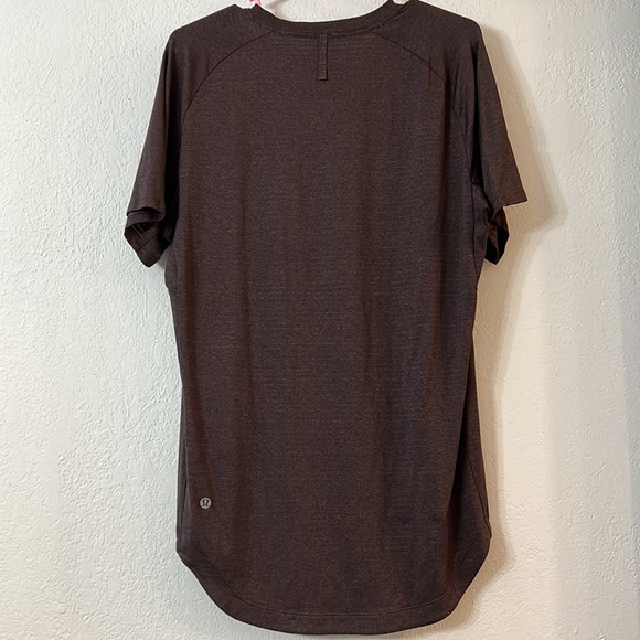 Lululemon - Picture 2 of 3